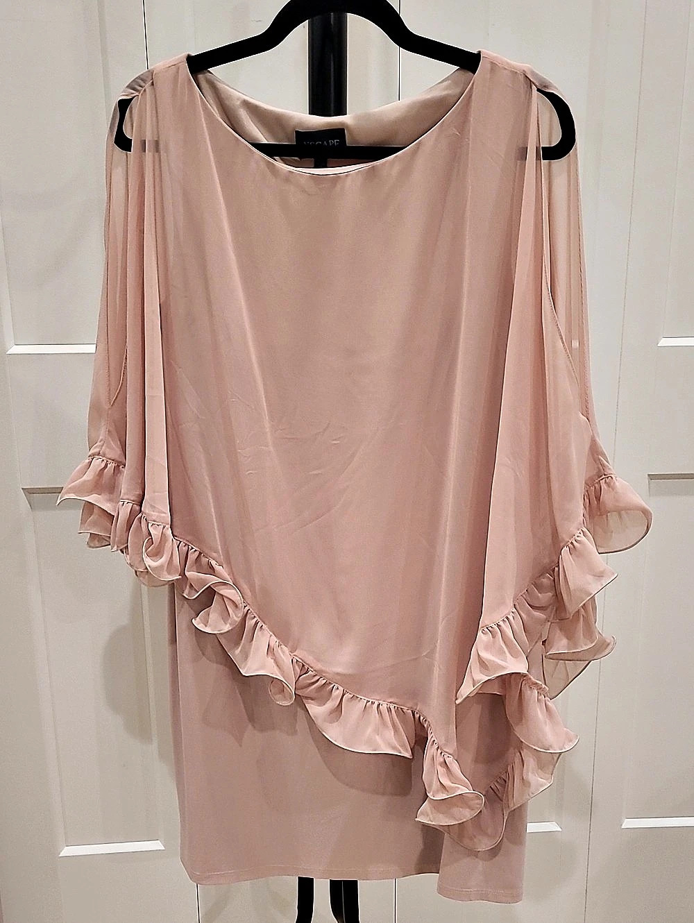Xscape Ruffle Cape Dress in Blush Pink Size 12